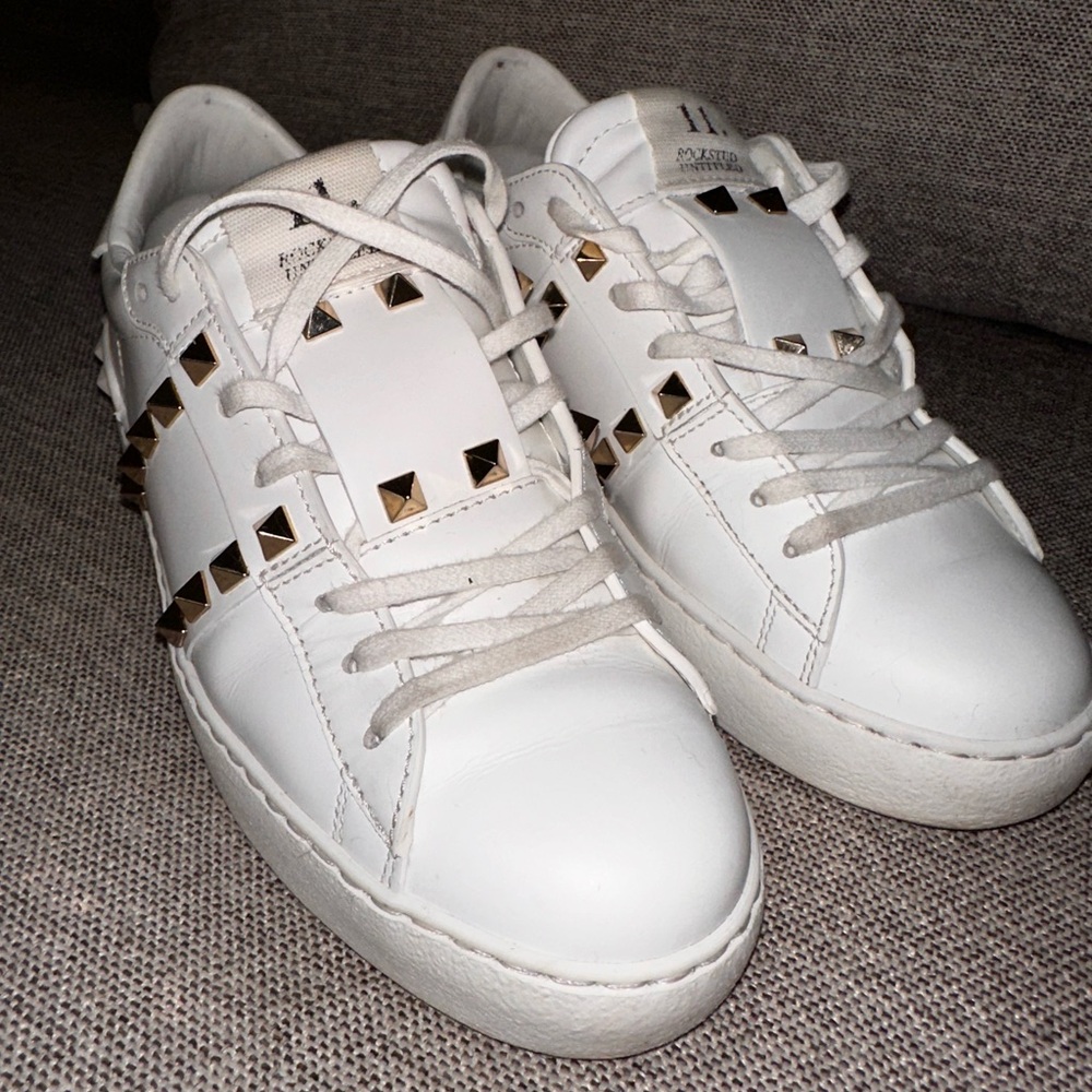 Valentino Garavani Rockstud